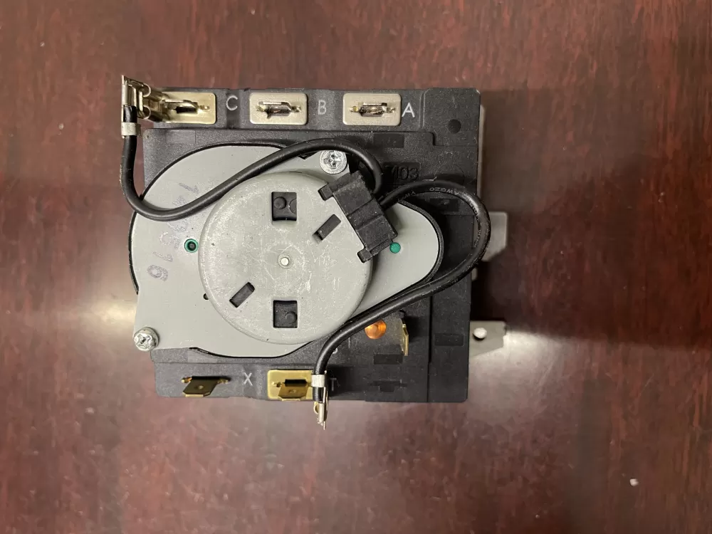 Hotpoint General Electric WE4M364 WE4M533 PS8690648 Dryer Timer AZ31533 | KM124