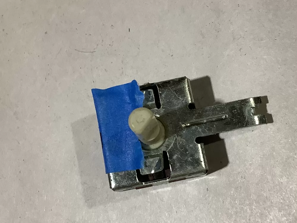 GE WE4M177 Dryer Switch AZ103045 | Sl81
