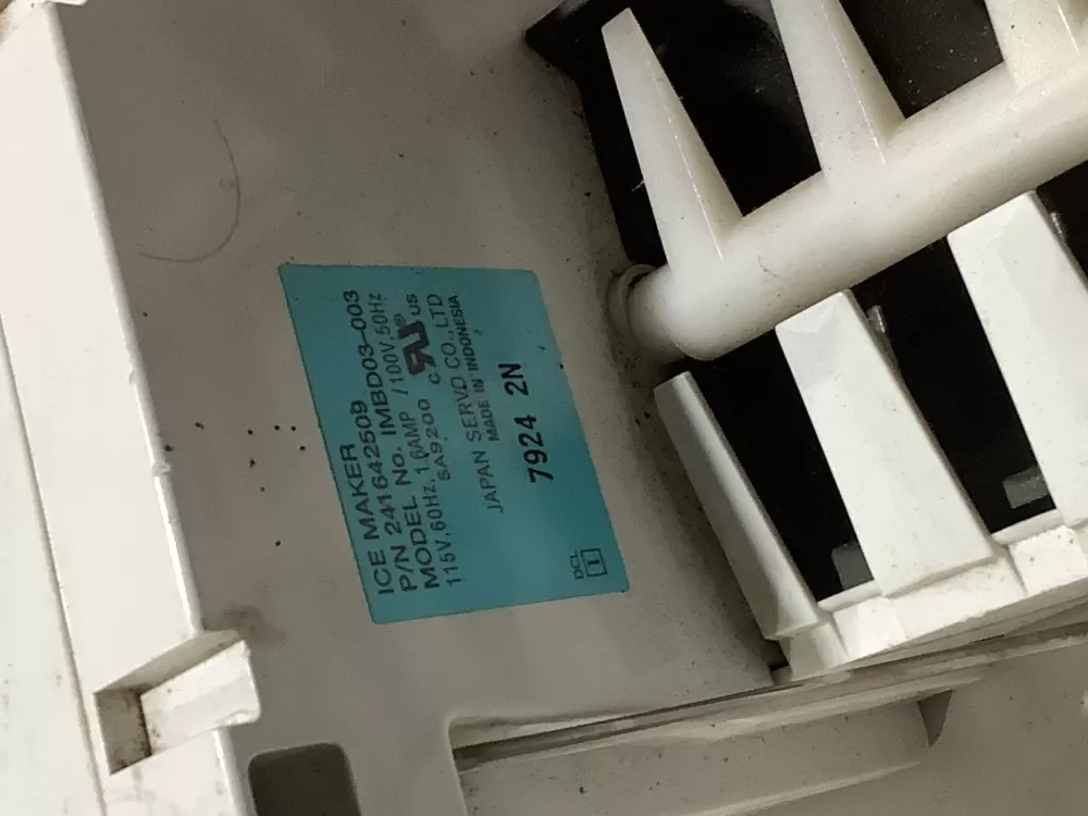 Electrolux 241642509 Refrigerator Ice Maker AZ115873 | Sl199