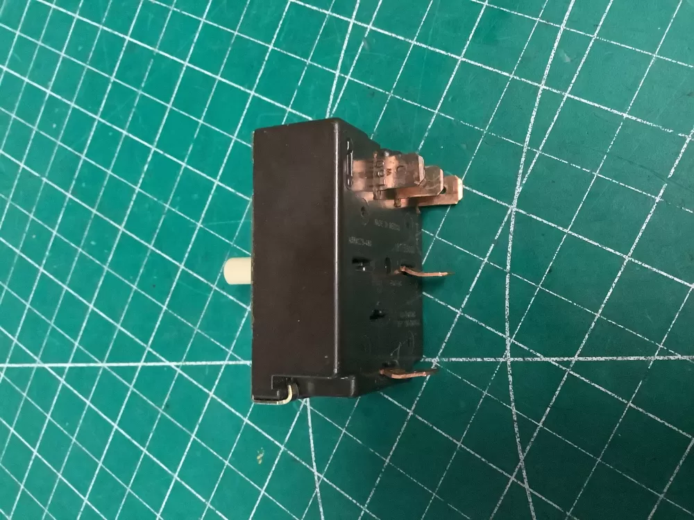 Frigidaire 131753000 Washer Combo