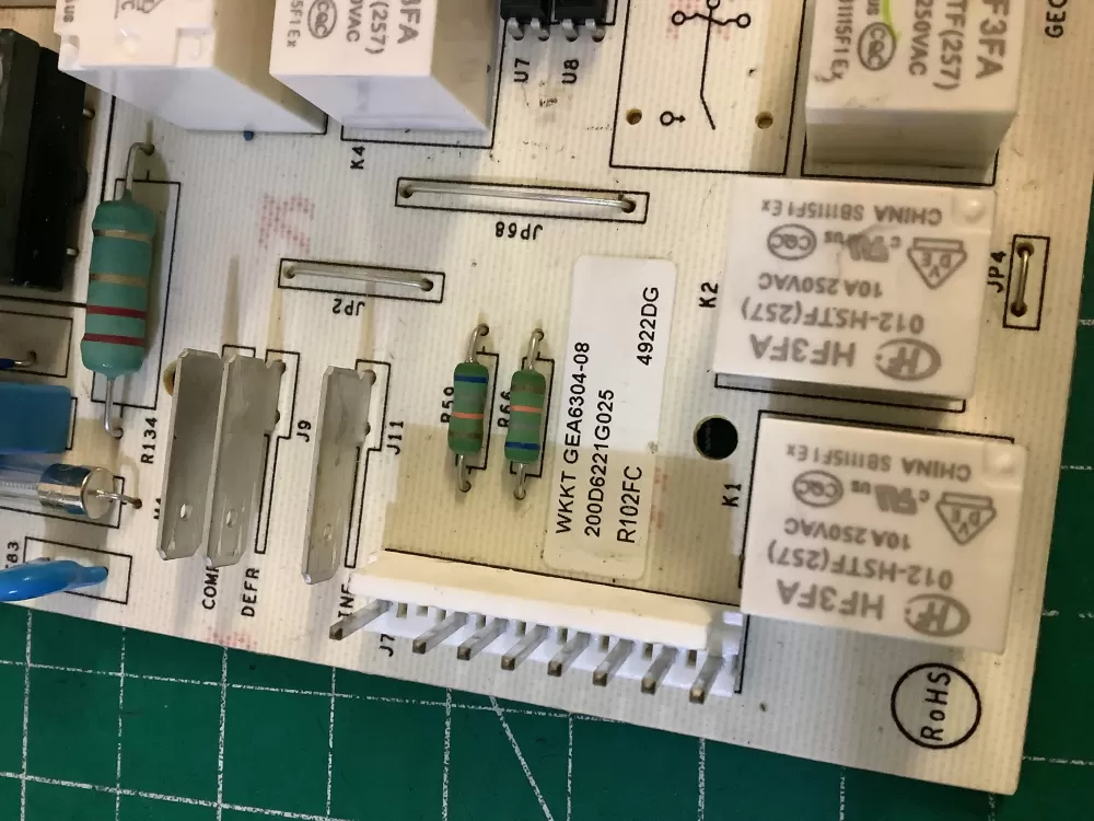 GE WR55X11072 Refrigerator Control Board AZ200351 | NR2783