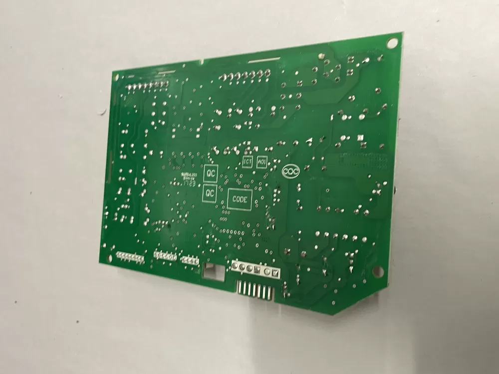 Whirlpool Maytag W10547719 Refrigerator Control Board AZ207986 | Wm2226