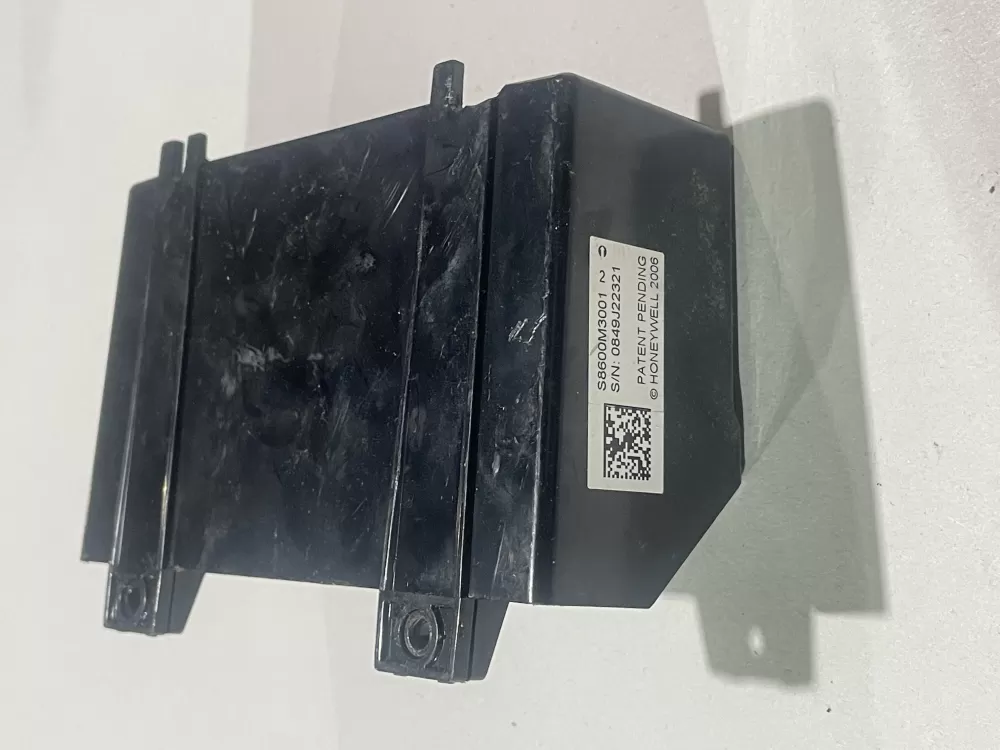 S8600M1021 Furnace Control Board Honeywell Module Pilot AZ172873 | KM737