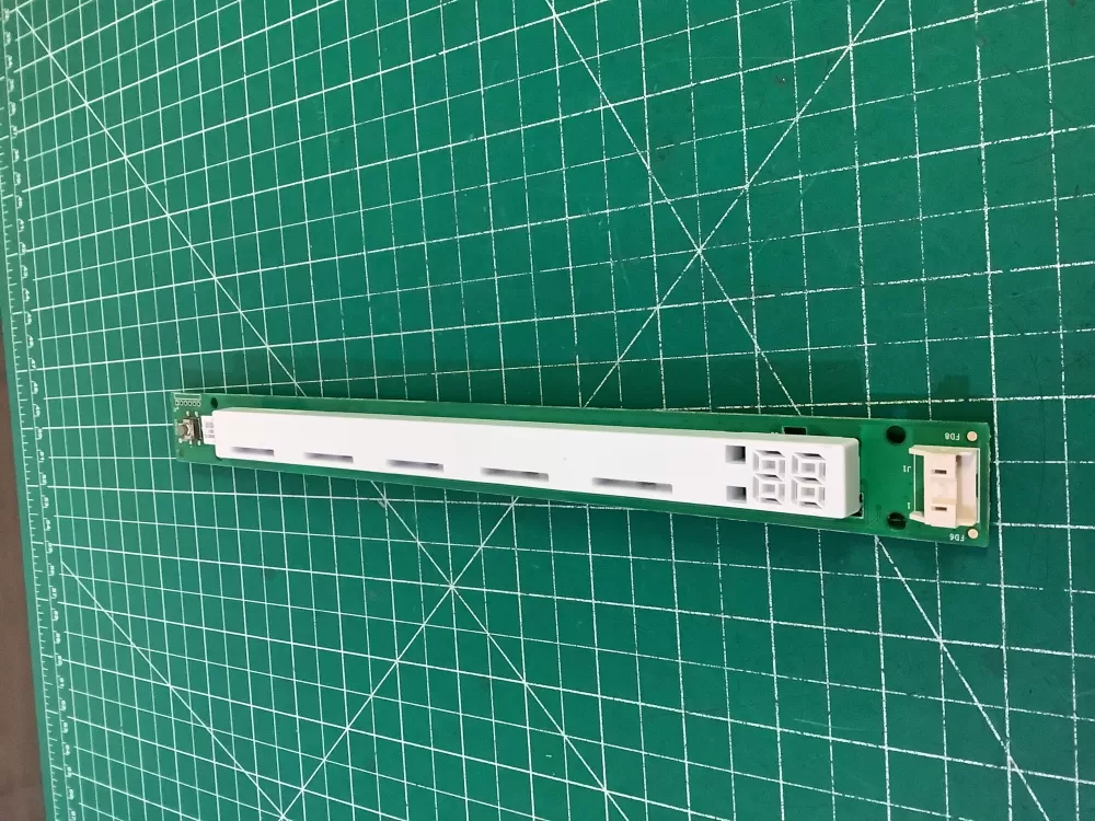 GE 197D8496G001 WR17X23042 Refrigerator Control Board