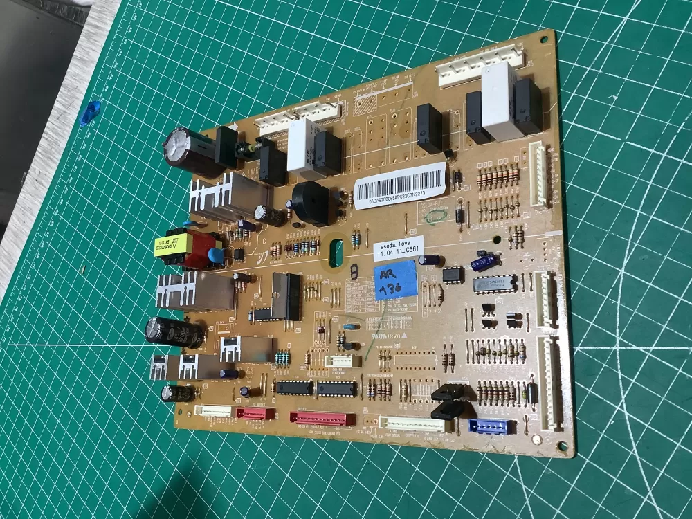 Samsung AP4909012 DA92-00055A Refrigerator Control Board AZ187661 | AR136