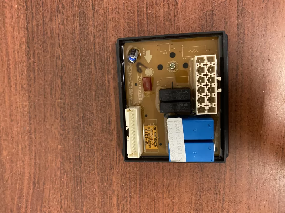 Kenmore  LG EBR60070709 Refrigerator Control Board