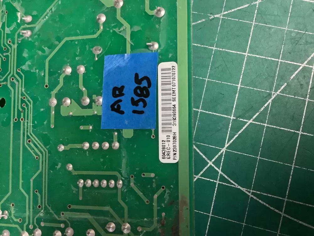 KitchenAid GE Kenmore 2307028 Refrigerator Control Board AZ209489 | AR1585