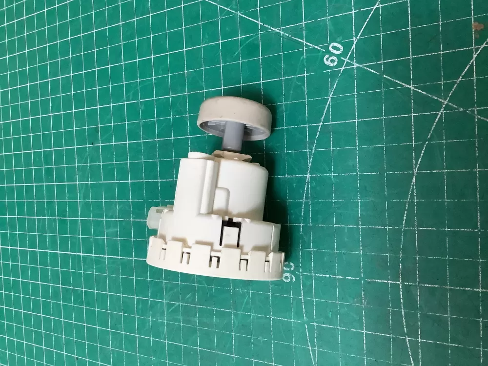 Whirlpool 3366848 Washer Water Level Pressure Switch AZ224296 | SL85