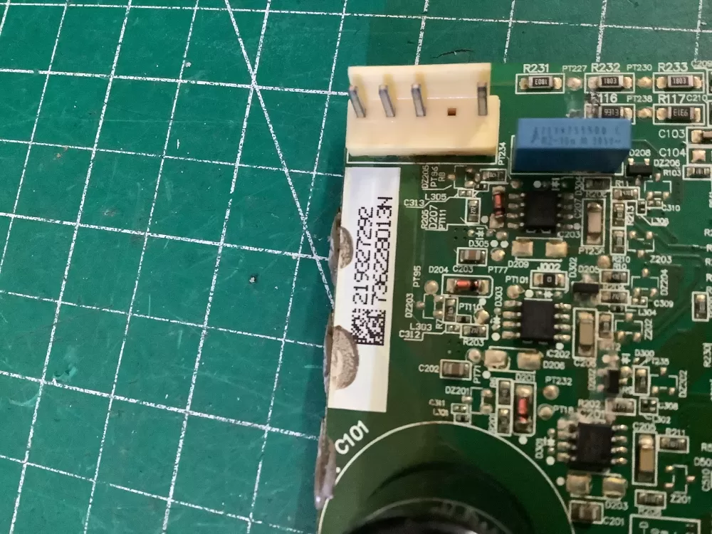 GE 219327292 Refrigerator Control Board Circuit AZ196679 | NR540