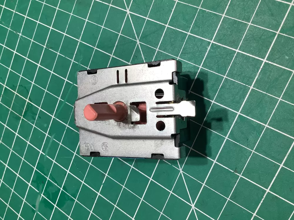 GE 212D1261P003 Dryer Control Board Temperature Switch AZ154116 | SL208