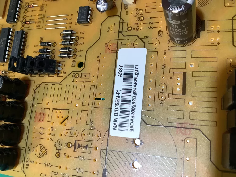 Samsung DA92-00592A DA92-00592B Refrigerator Control Board AZ130250 | NR2331