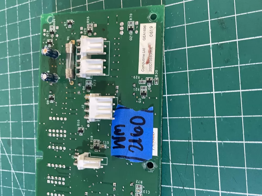 GE Hotpoint 200D7355G006 Refrigerator Control Board Dispenser AZ200815 | Wm2160