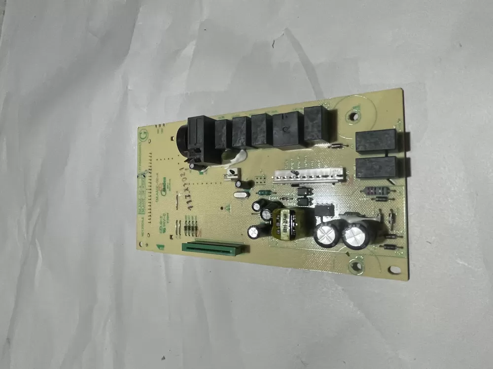 GE MD12001LB EMLAAGE-04-K 17170000008243 Microwave Control Board