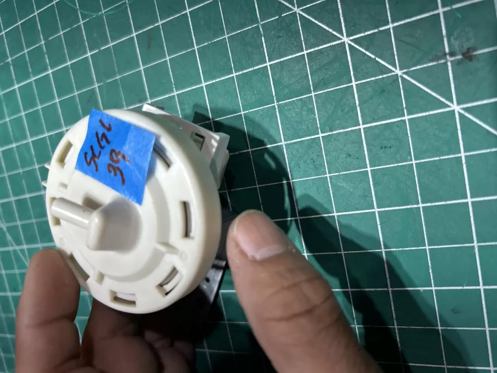 LG Kenmore 6601ER1006G Washer Pressure Switch AZ160197 | Sl39