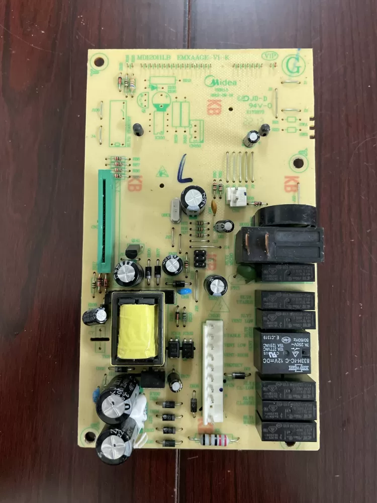 GE EMXAAGE-V1-K Microwave Control Board