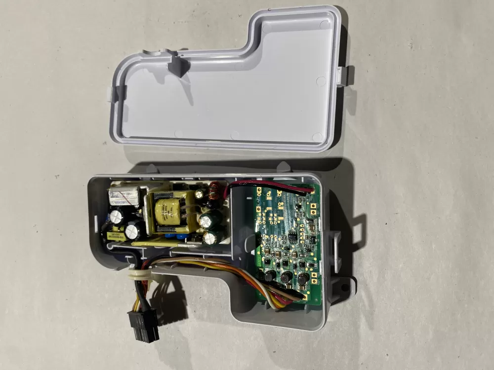 Kenmore Whirlpool Jenn-Air KitchenAid W11038857 AP6039992 W10292715 W10356137 WPW10292715 WPW10356137 4461798 PS11773197 W10724241 Refrigerator Inverter Control Board