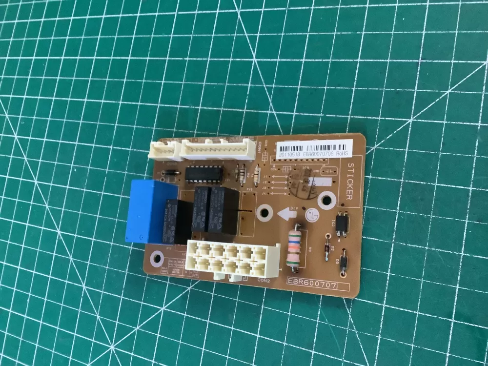 LG  Kenmore EBR60070706 Refrigerator Control Board