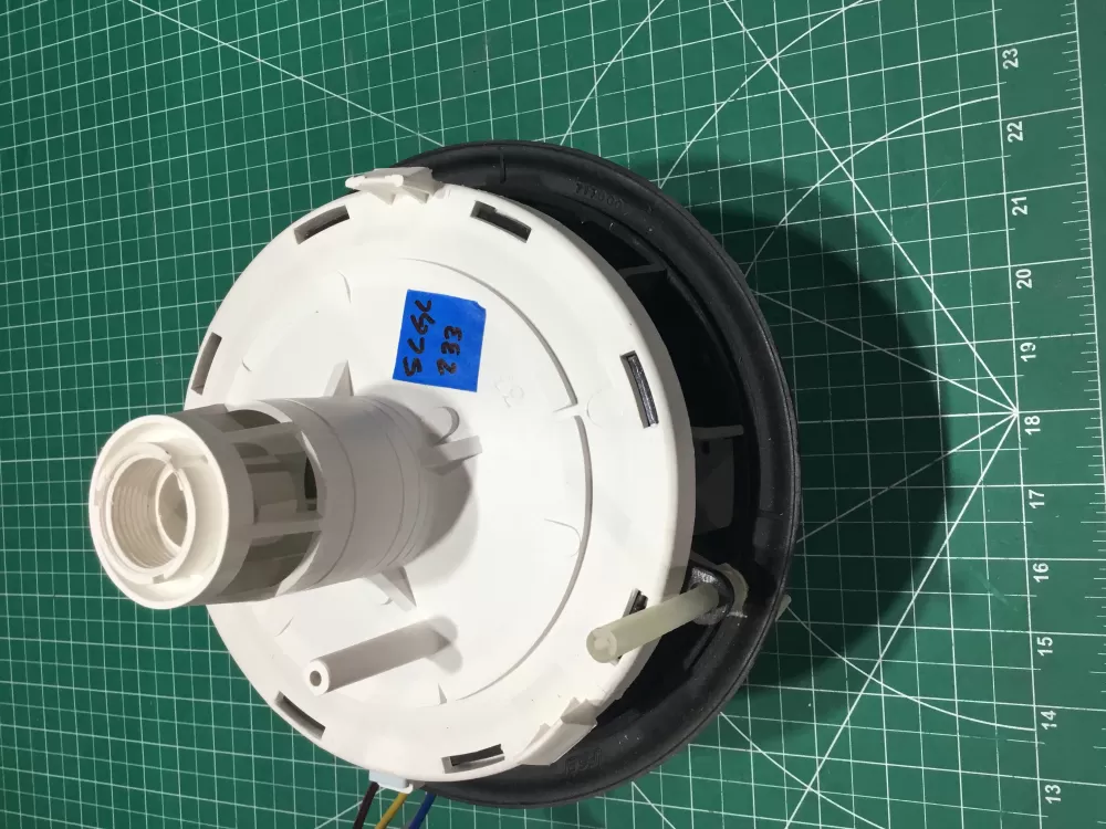 Whirlpool Dishwasher Pump & Motor Asm 303574 AZ169053 | Sl233