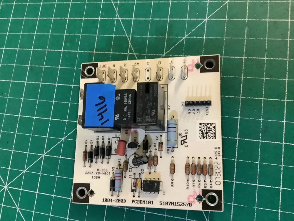 Goodman PCBDM101S Heat Pump Defrost Timer Control Board AZ191520 | NR1416