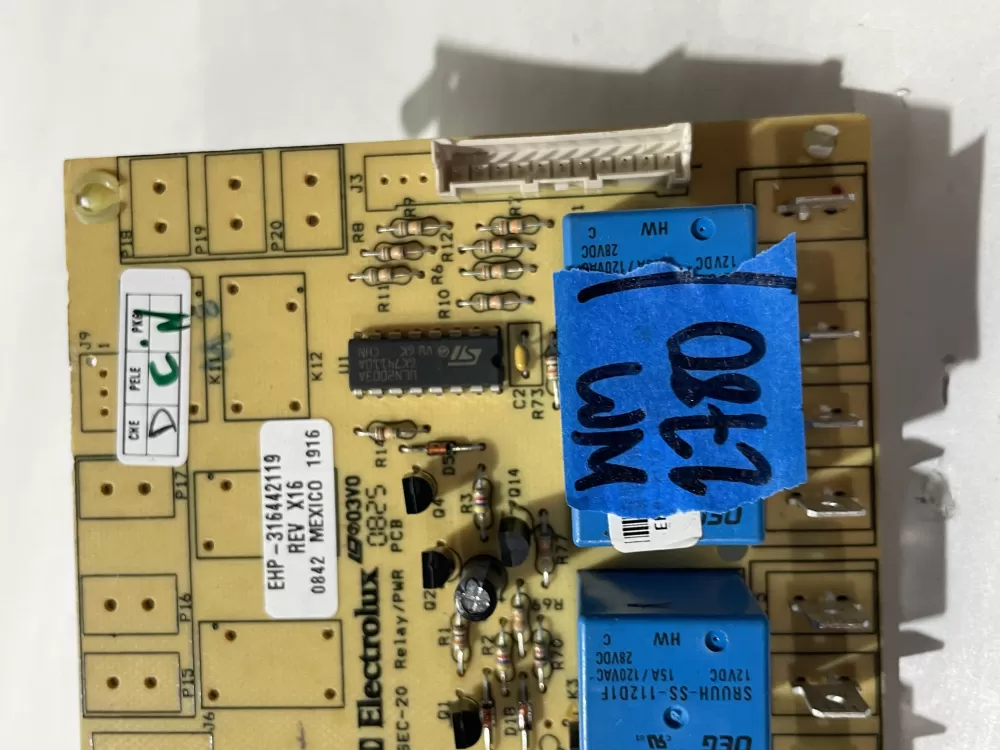 Frigidaire Kenmore 316442119A Range Control Board AZ199884 | Wm2780