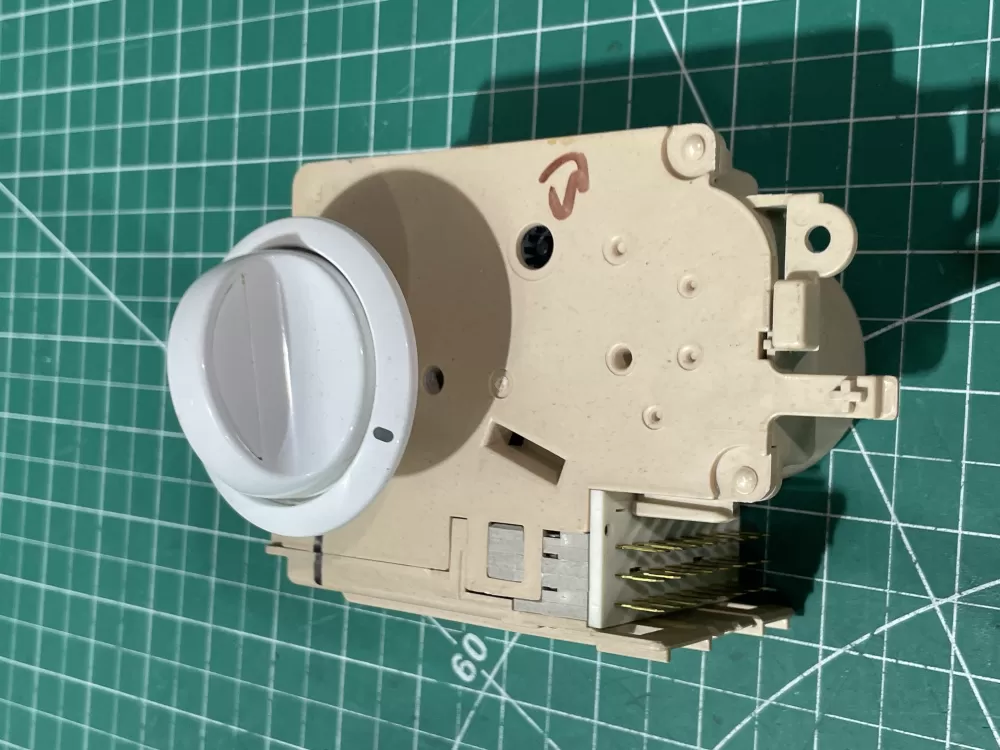 Frigidaire  GE  Kenmore 131758600B Washer Timer
