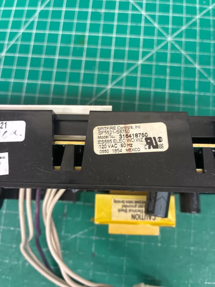 316418750 Frigidaire Range Control Panel