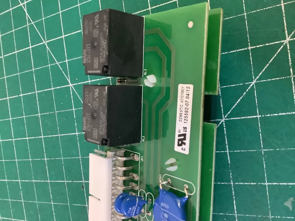 Maytag 125592 07 Refrigerator Control Board AZ201840 | NR363