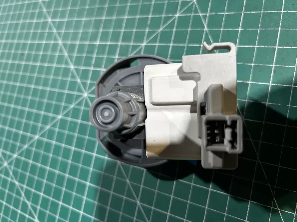 Whirlpool W10537634 Dishwasher Drain Pump AZ167126 | Sl264