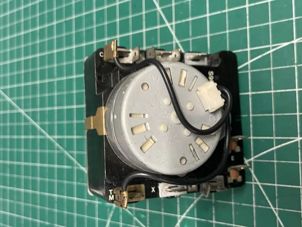 Frigidaire 131225300 Timer OEM Part AZ203897 | Wm2173