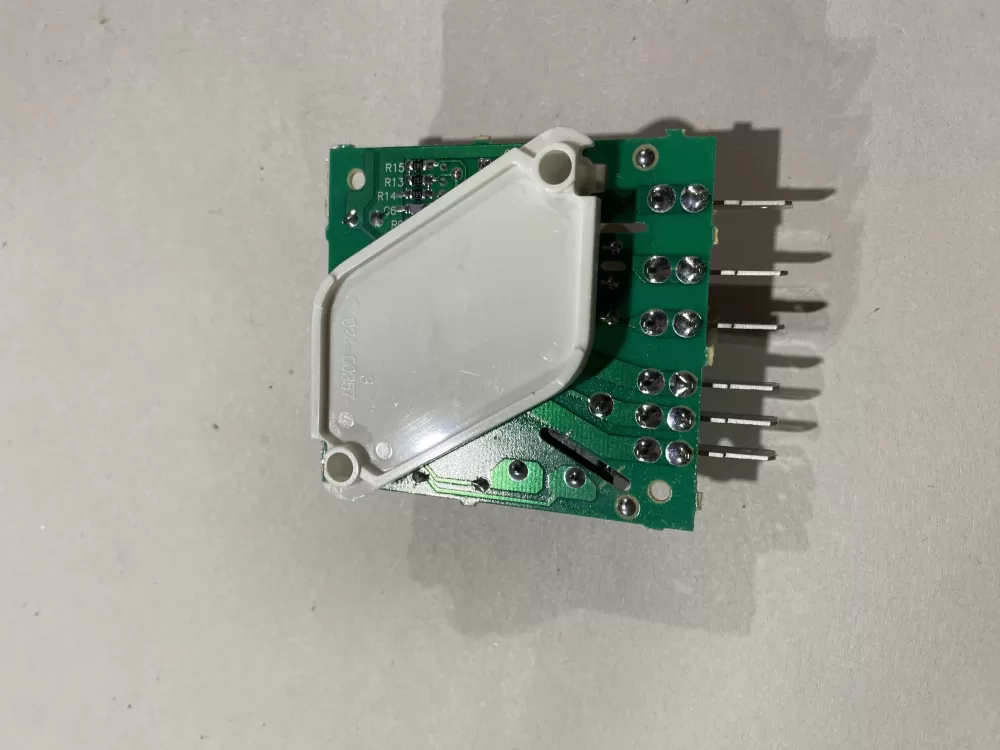 Whirlpool Maytag KitchenAid Refrigerator Control Board Defrost AZ142206 | BK2391