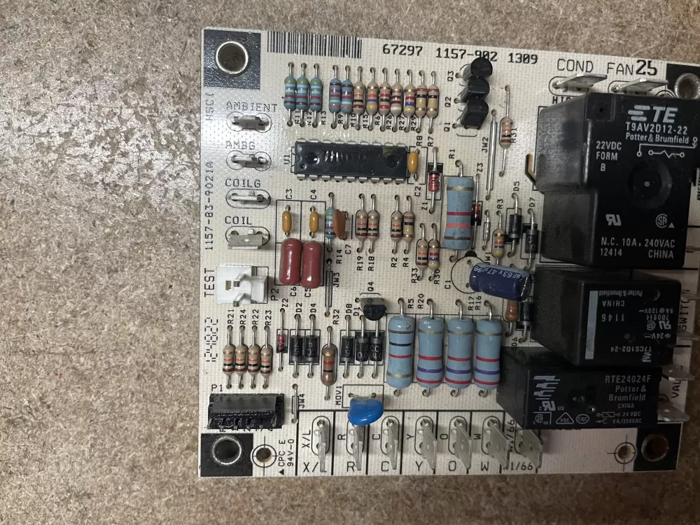 York 1 1157 900 10211 Defrost Source 57 02 Control Board AZ15529 | KM960