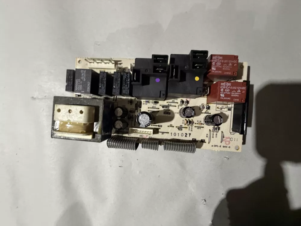 GE  Kenmore 8RK4B10007800  Oven Control Board