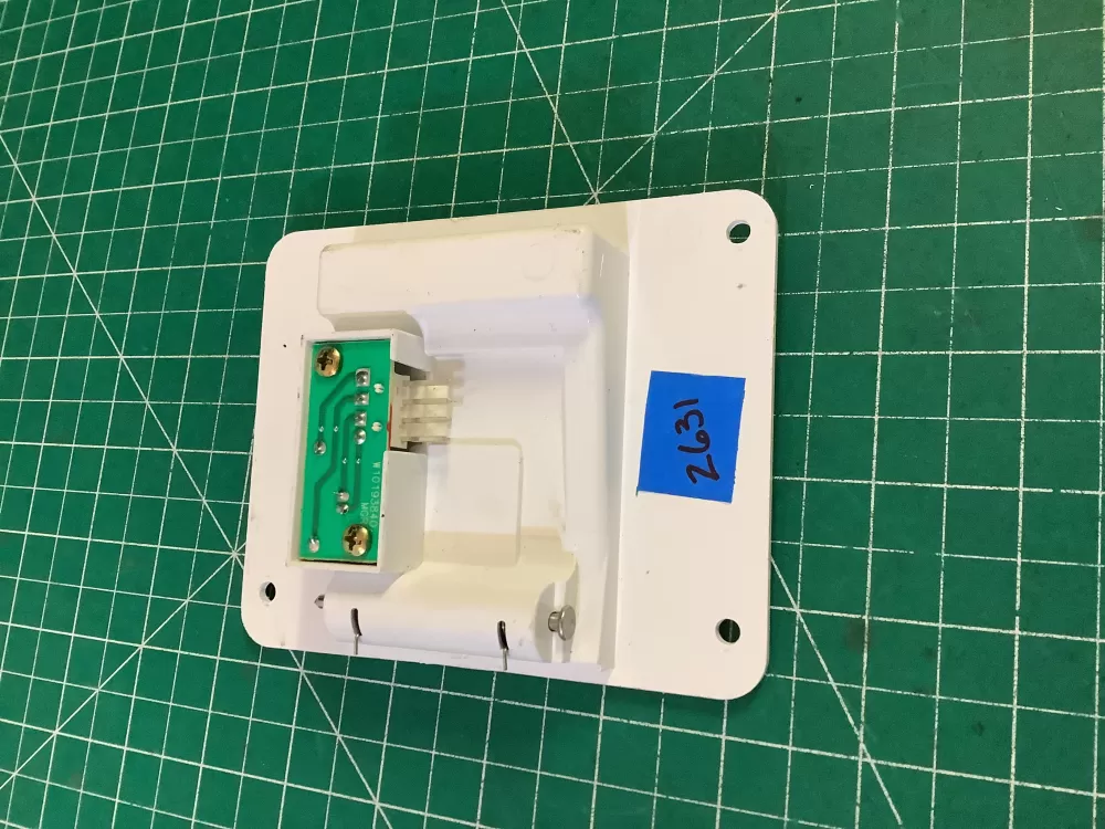 Whirlpool W10757851 4389102 Refrigerator Ice Control Board AZ175937 | NR2631