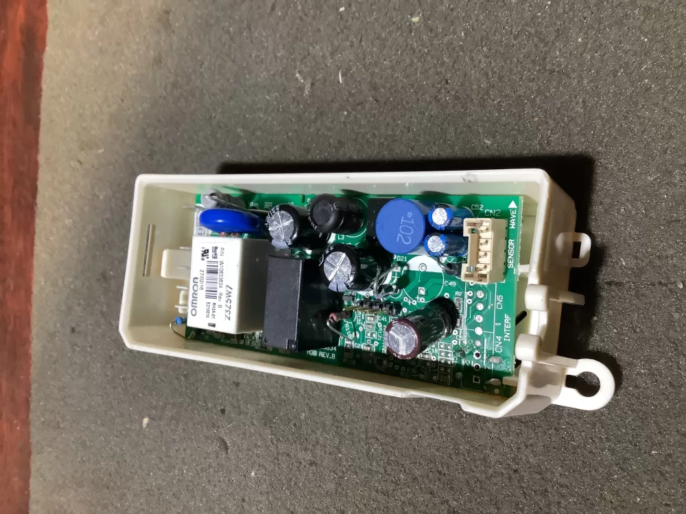 Whirlpool W11382530 W10592603 Refrigerator Main Control Board AZ112432 | NR2120