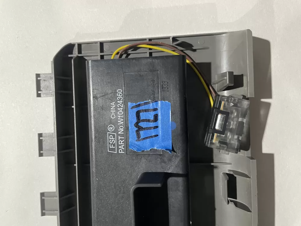 Whirlpool W10424360 Refrigerator Ice & Water Control Assembly AZ203516 | KM1727