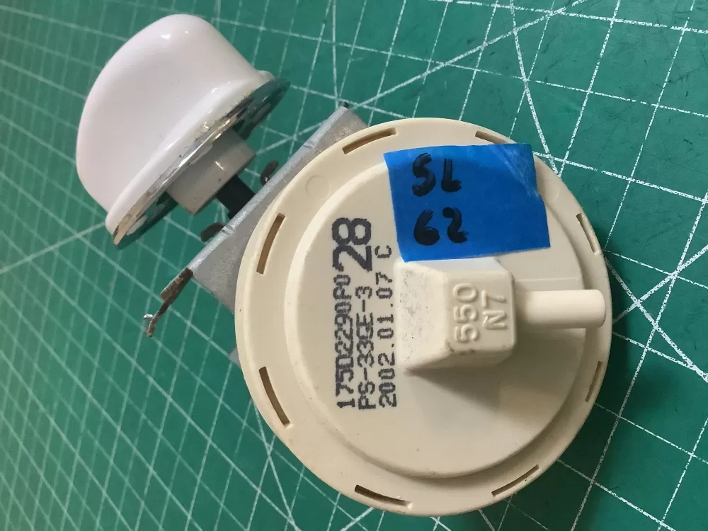 GE Washer WH12X10065 175D2290P028 Pressure Switch AZ220610 | SLA62
