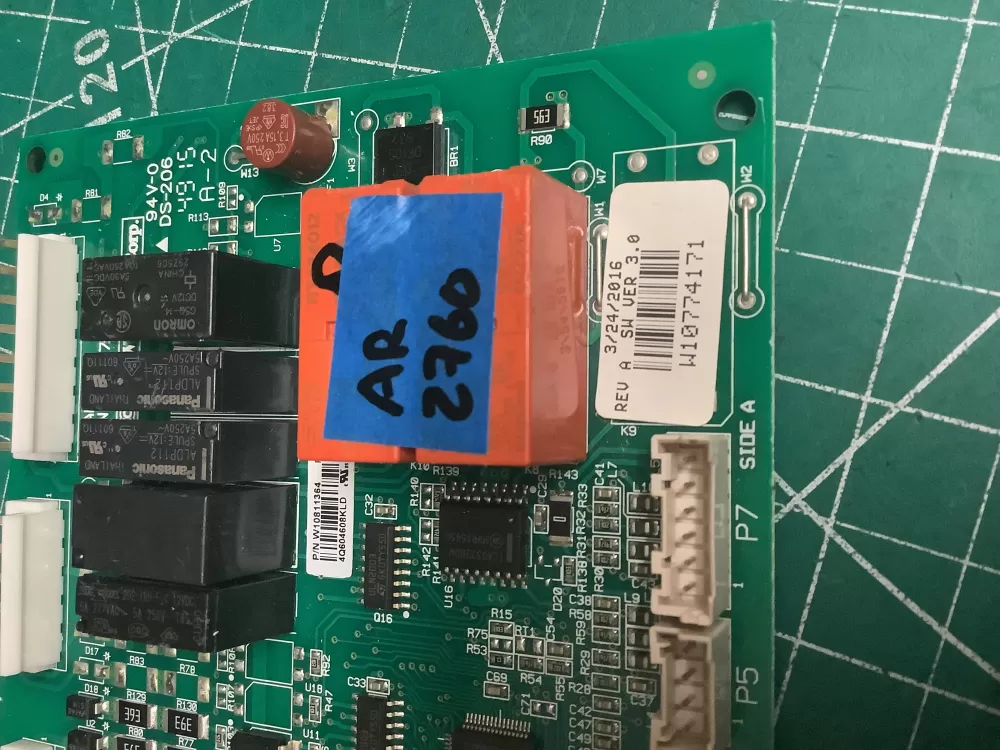 Whirlpool Jenn Air Maytag W10774171 Refrigerator Control Board AZ207422 | AR2760