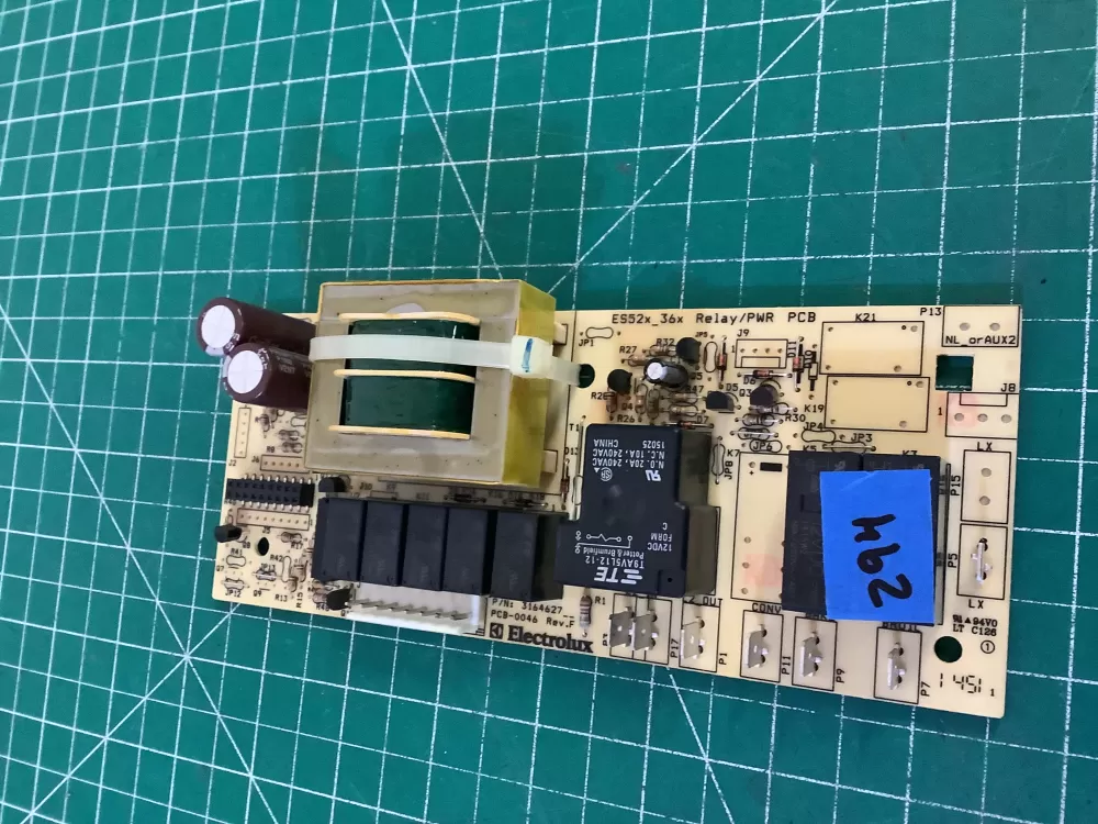 Electrolux/Frigidaire range control board 316462754 AZ205481 | NR294
