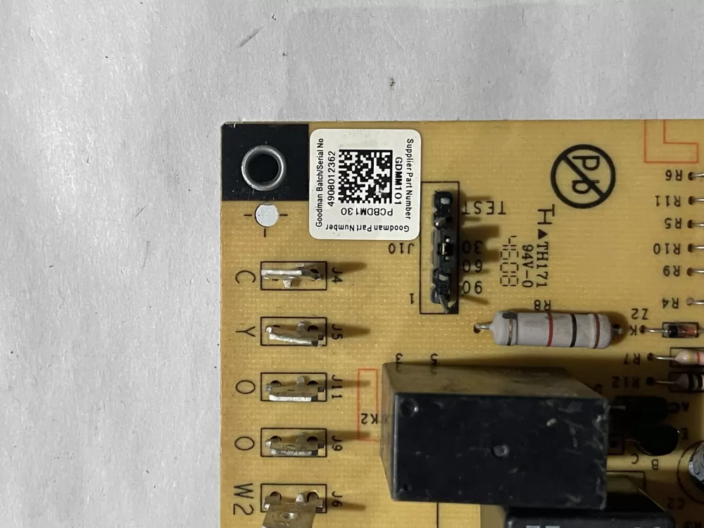 Goodman PCBDM130 Heat Pump Defrost Control Circuit Board AZ194697 | KM76
