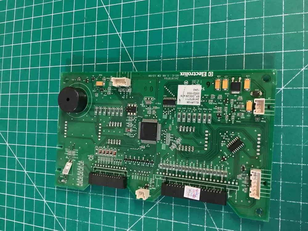 Kenmore 241973702 Refrigerator Dispenser Control Board AZ227907 | NR195