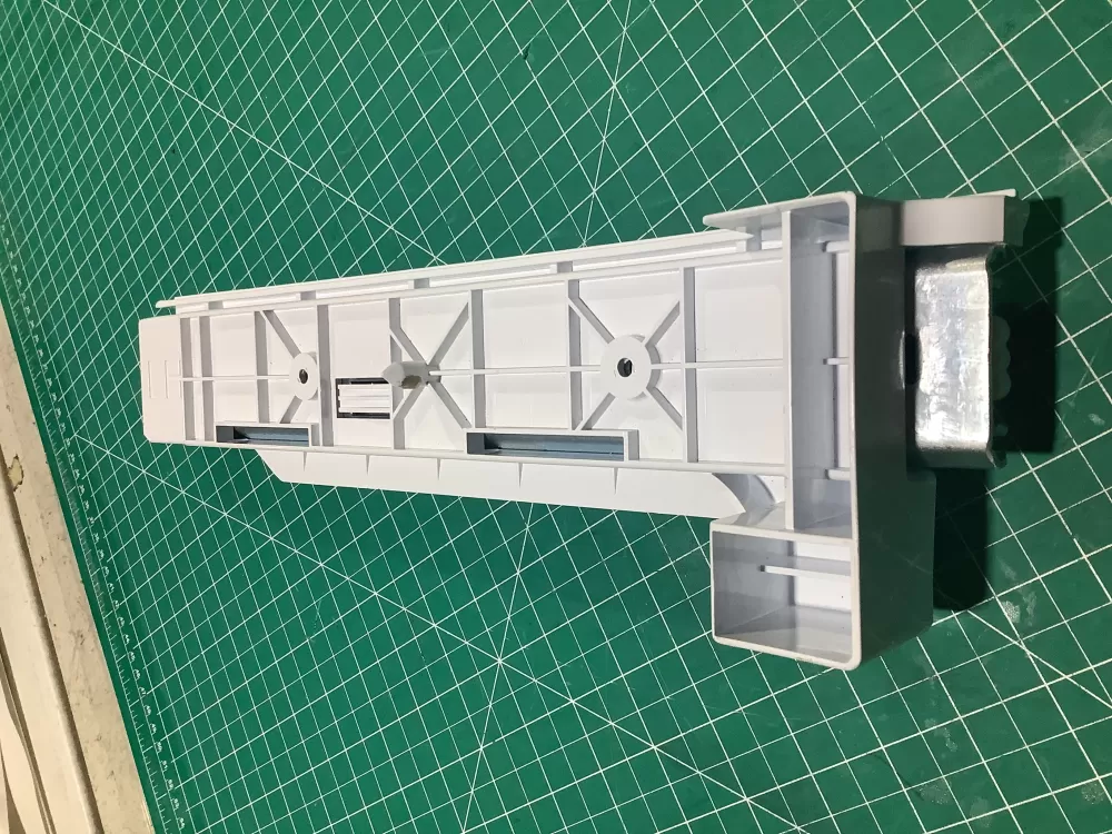 GE 294D1178P002 Refrigerator Slide Rail AZ134191 | SL252