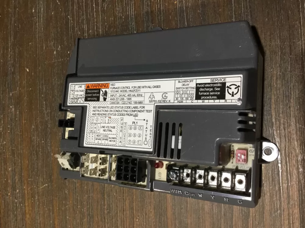 Carrier  Bryant 1012-940-M Furnace Control Board Circuit