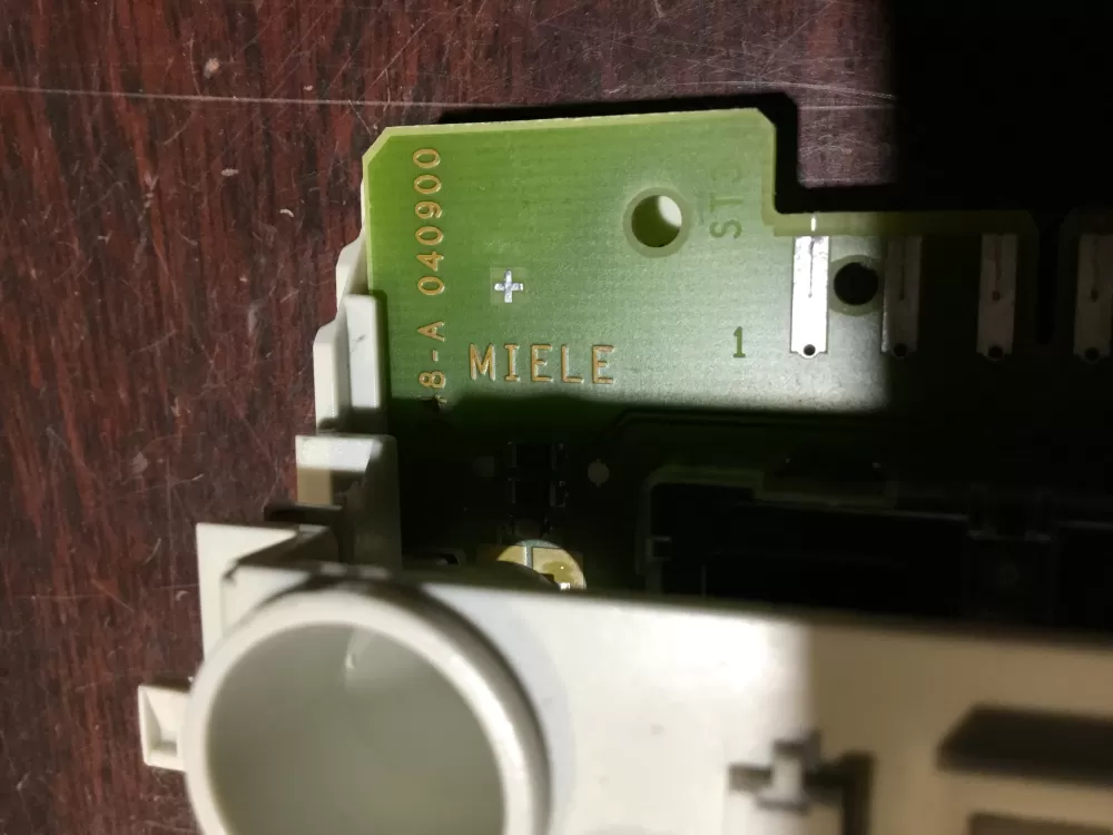 MIELE EWZ 548-A 040900 Dishwasher Digital Display control board  AZ69420 | NR796