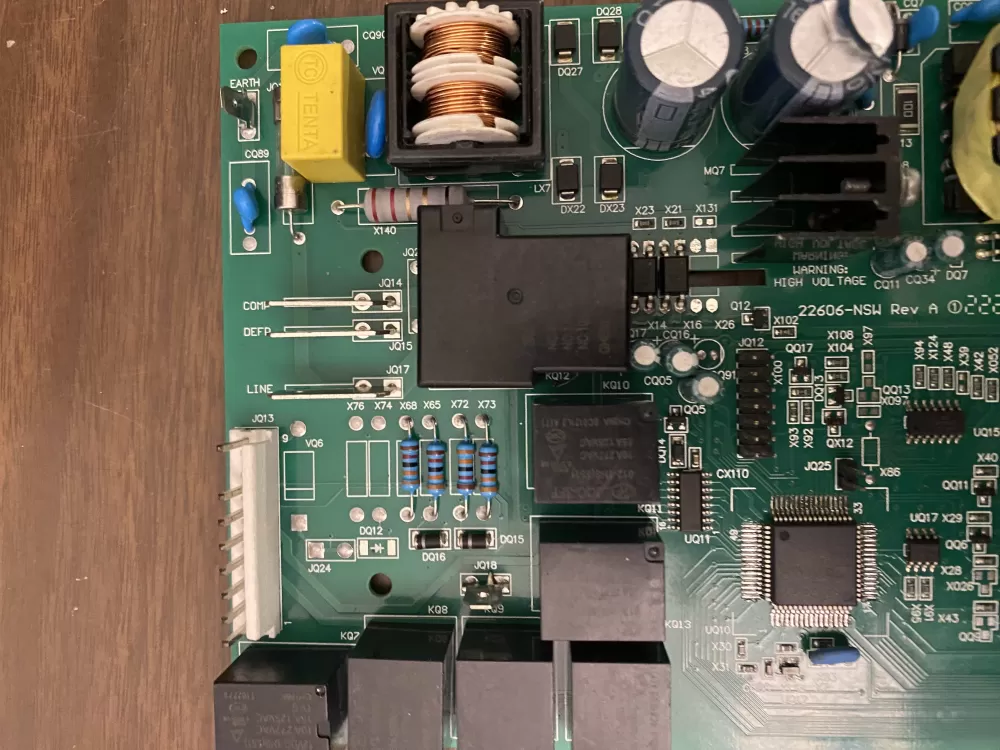 GE Hotpoint 22606-NSW Refrigerator Control Board AZ93433 | BK1443
