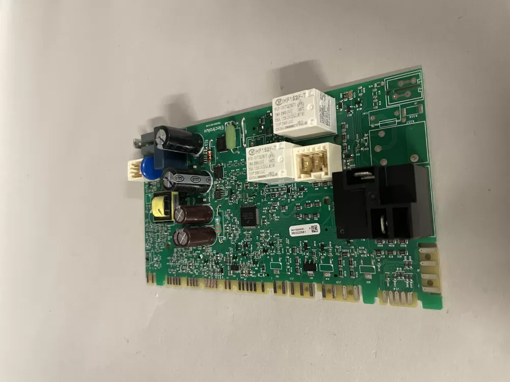 FRIGIDAIRE Electrolux SM3168908KRC MAIN BOARD AZ228527 | Wm156