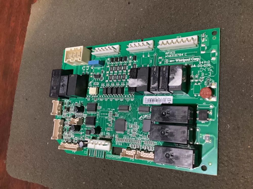 Whirlpool W10675033 W10801162 Refrigerator Control Board AZ126271 | NR2274