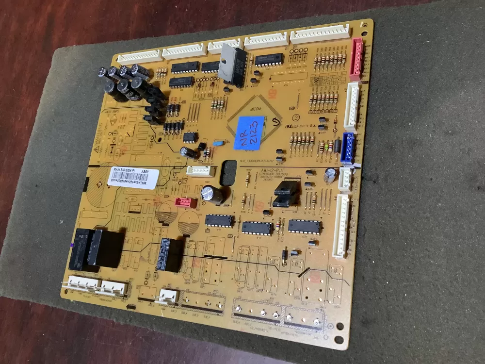 Samsung DA92 00384N Refrigerator Control Board AZ113089 | NR2123
