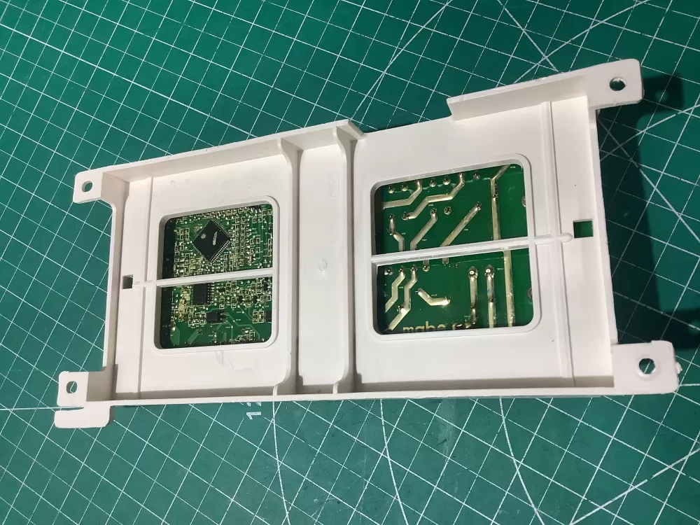 GE  Hotpoint WCC101K  234D2417G001R001 Washer Control Board