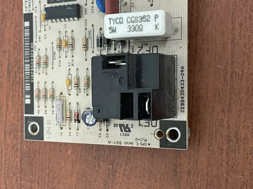 Carrier Bryant CEBD430433-09A Furnace Control Board AZ55634 | KM1969