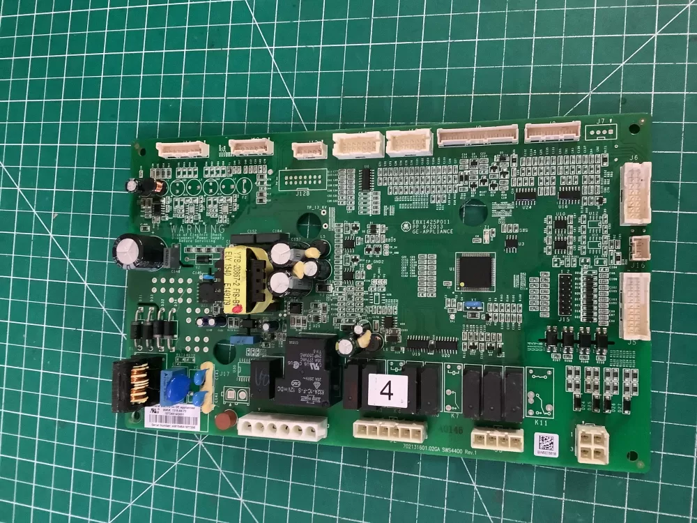 GE WR55X30806 197D8514G001 Refrigerator Control Board AZ182597 | NR2689